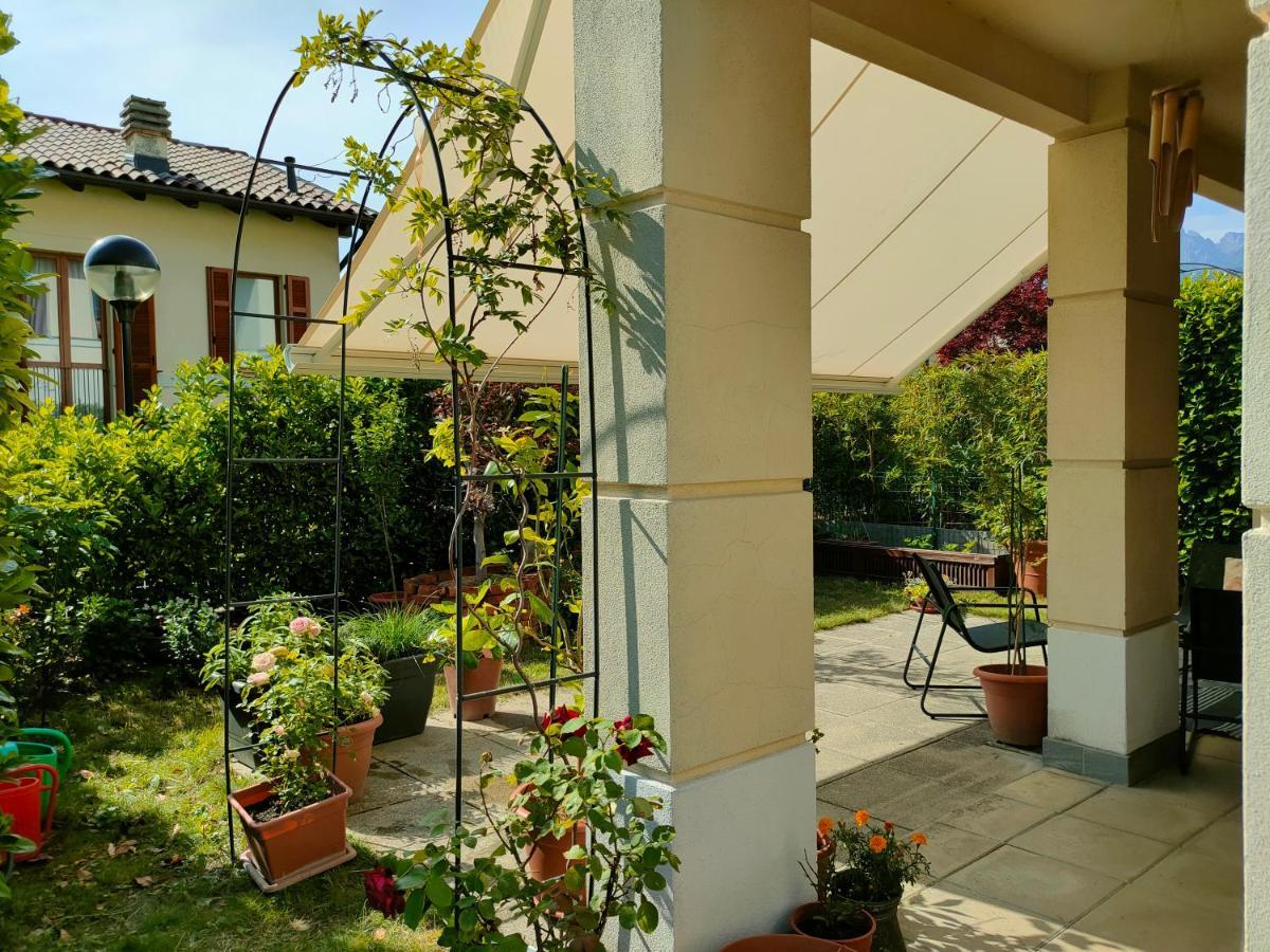 Villa Rosmarino 300 Mt From The Beach Colico Exterior foto