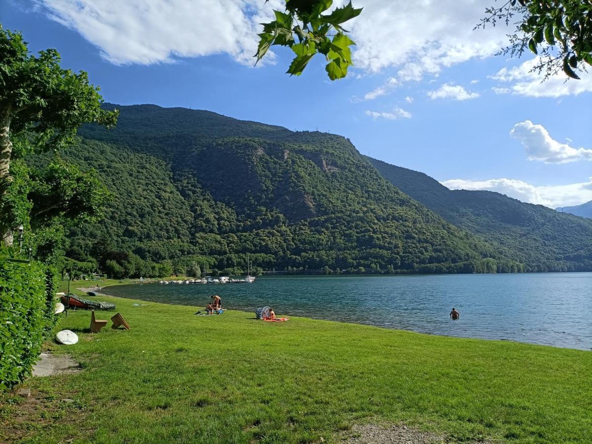 Villa Rosmarino 300 Mt From The Beach Colico Exterior foto